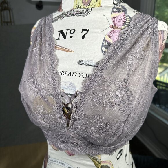 Vintage Smart & Sexy Bra 40DD Lace Underwire Gray Sheer Floral Back Closure - Picture 2 of 16